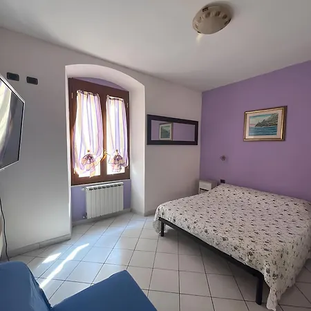 Casa Della Zia - - Trains & Ferries 5 Terre Апартаменты Специя